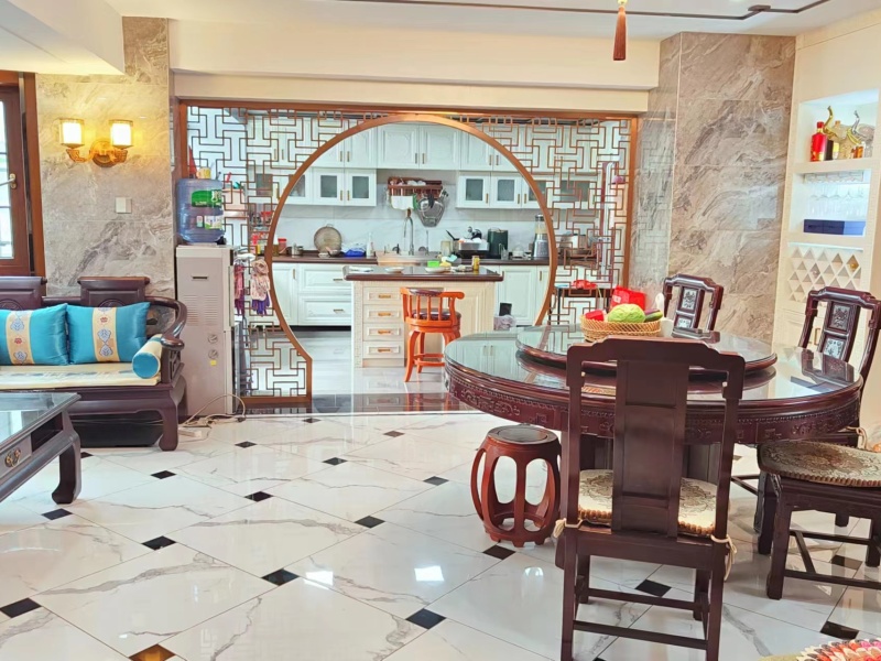 5室4廳4陽臺(tái) 公園1903康醍別墅餐廳