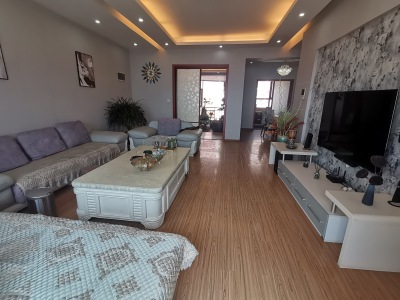 4室2廳2陽臺(tái) 書香門第