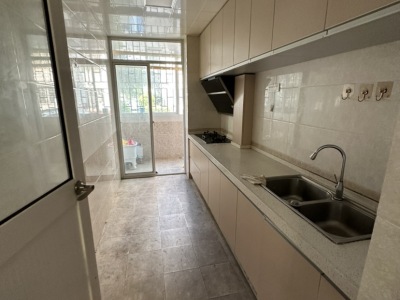 3室2廳1陽(yáng)臺(tái) 南苑小區(qū)金樂(lè)園