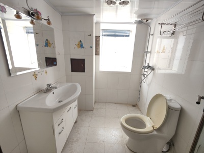 3室2廳2陽臺 晨曦街洋房