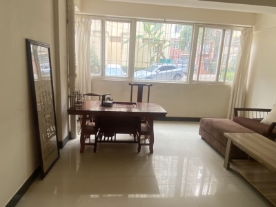 3室2廳2陽(yáng)臺(tái) 龍溪花園