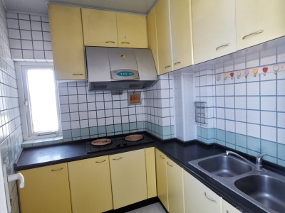 2室1廳1陽(yáng)臺(tái) 桂華新園