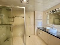 4室2廳2陽臺 水晶俊園衛(wèi)生間