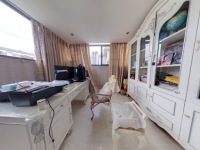 7室2廳2陽臺 金江小區(qū)涵苑別墅臥室