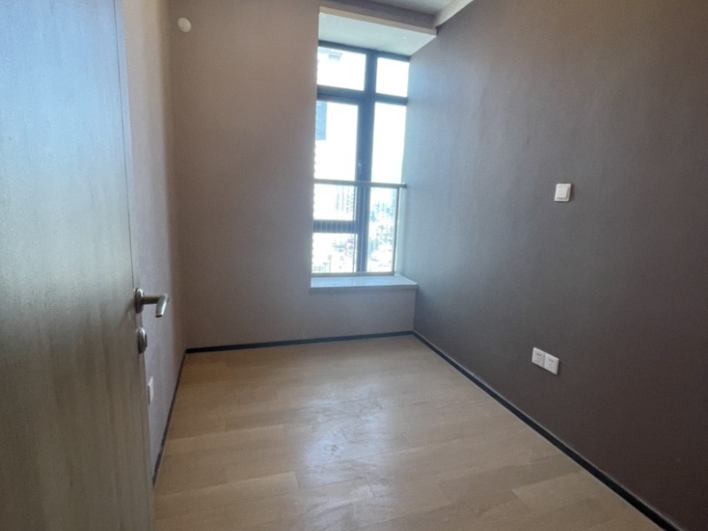 2室2廳1陽(yáng)臺(tái) 恒大云報(bào)華府公寓臥室