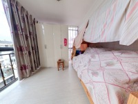 7室2廳2陽臺 金江小區(qū)涵苑別墅臥室