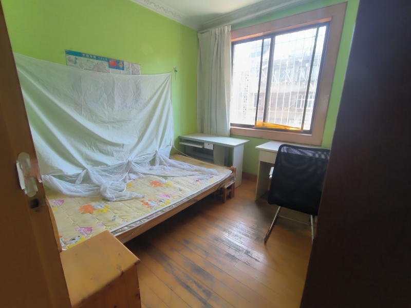 2室2廳1陽臺(tái) 紅塔花園臥室