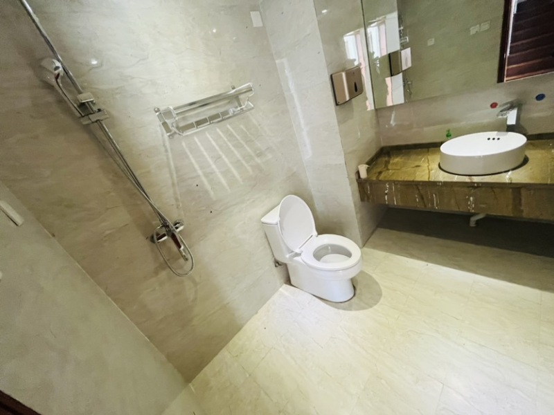 9室2廳5陽臺 海韻楓丹別墅衛(wèi)生間