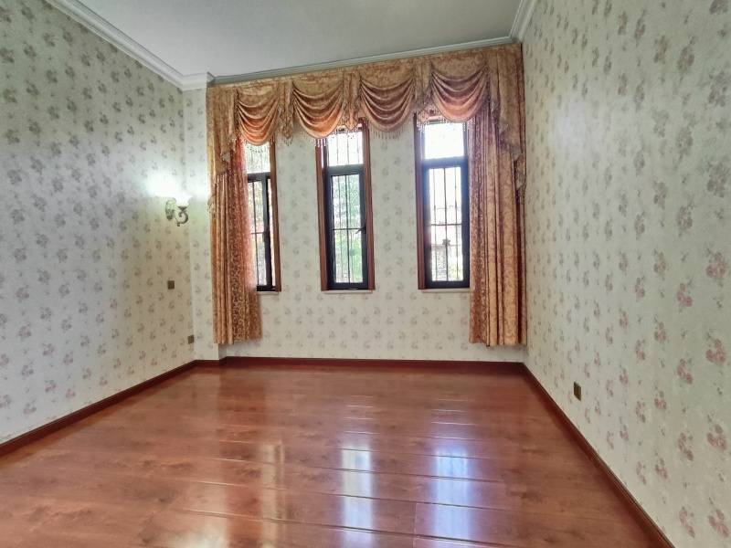 9室6廳4陽臺 奧宸橙郡一期別墅臥室