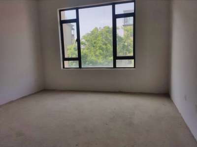 5室2廳2陽(yáng)臺(tái) 綠地海珀瀾庭別墅餐廳