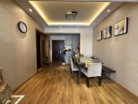 4室2廳2陽臺(tái) 金尚俊園一期餐廳