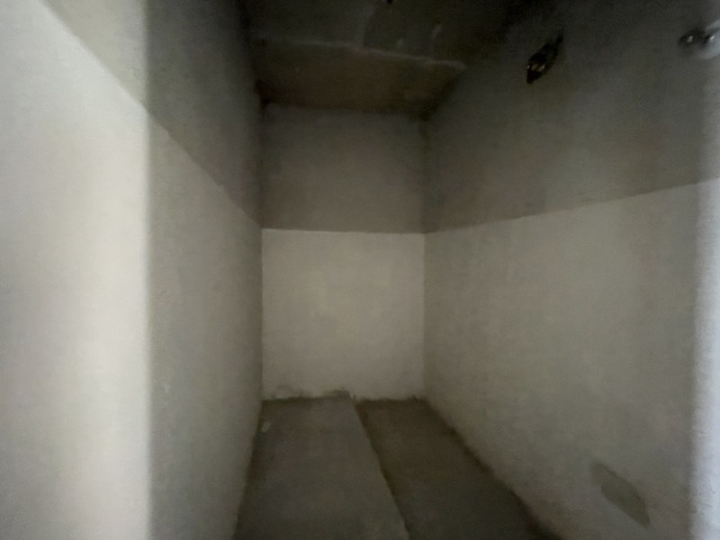 4室2廳3陽(yáng)臺(tái) 綠地海珀瀾庭別墅衛(wèi)生間