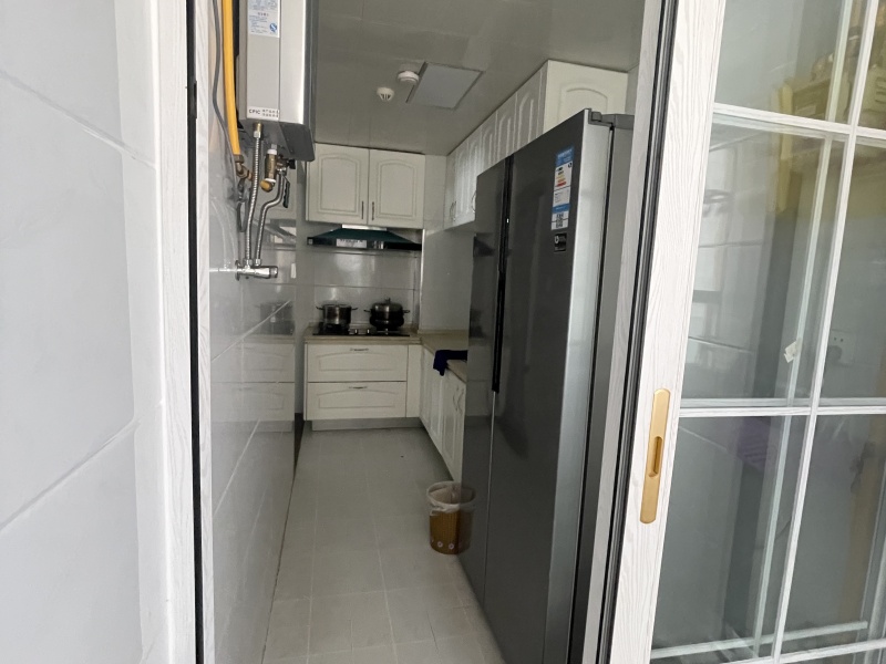 3室2廳2陽(yáng)臺(tái) 新希望希望匯其他