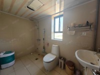 4室2廳2陽(yáng)臺(tái) 花香十里臥室