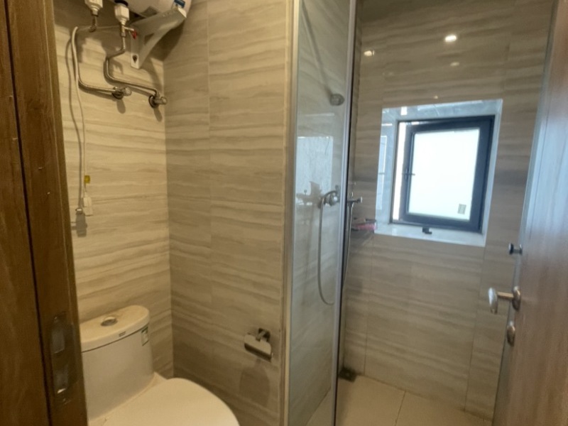 2室2廳1陽(yáng)臺(tái) 恒大云報(bào)華府公寓衛(wèi)生間