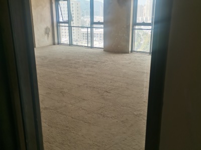 10室1廳1陽臺(tái) 海倫中心