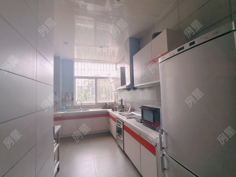 5室2廳1陽臺 滇池時光玉景別墅別墅客廳