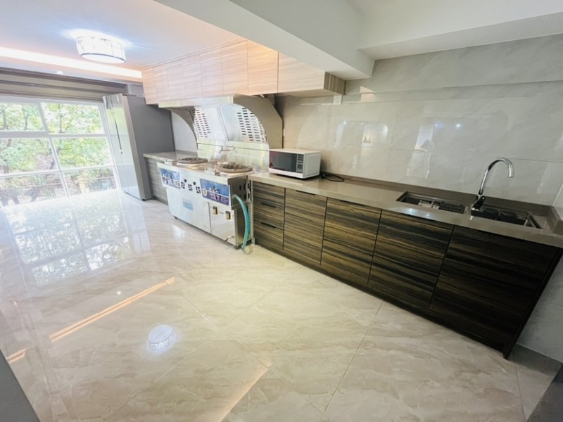 9室2廳5陽臺 海韻楓丹別墅廚房