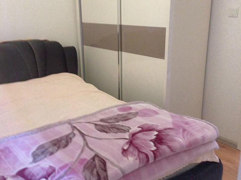 2室2廳1陽(yáng)臺(tái) 碧海秋月臥室