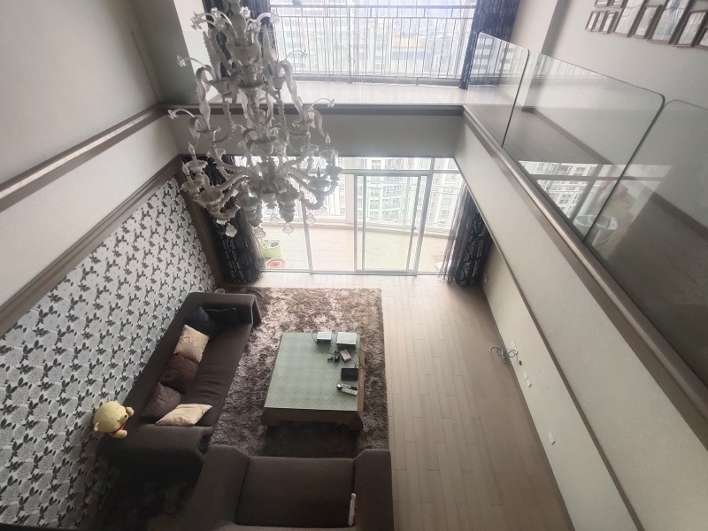 5室2廳2陽臺 中央麗城其他