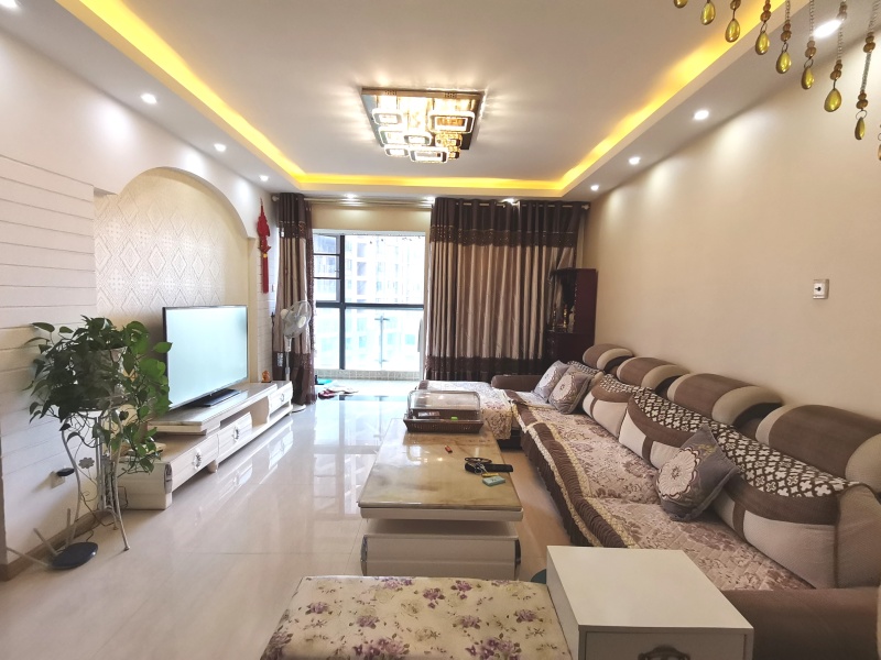 3室2廳1陽臺 經(jīng)典雙城二、三期客廳