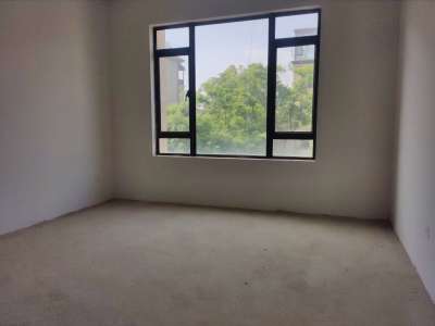 5室2廳2陽(yáng)臺(tái) 綠地海珀瀾庭別墅餐廳