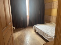 3室2廳2陽(yáng)臺(tái) 金安小區(qū)臥室