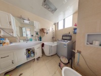 7室2廳2陽臺 金江小區(qū)涵苑別墅衛(wèi)生間