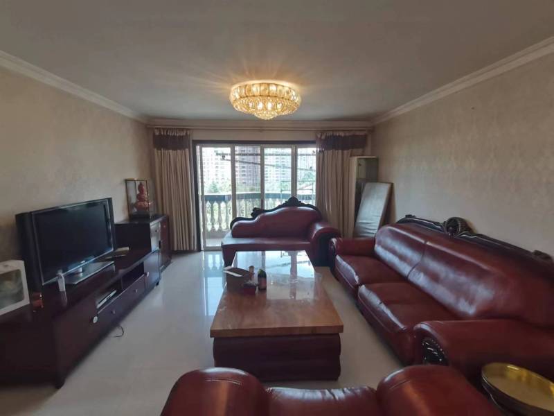 3室2廳2陽臺 世紀(jì)城玉春苑客廳