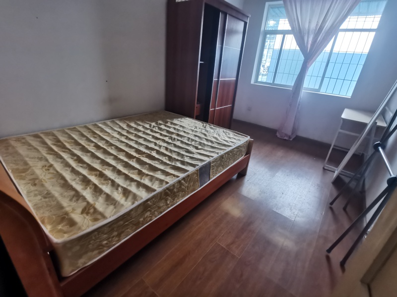 府甬道6号卧室