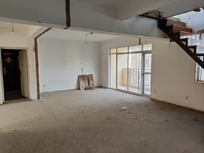 5室2廳2陽(yáng)臺(tái) 夏意雅園