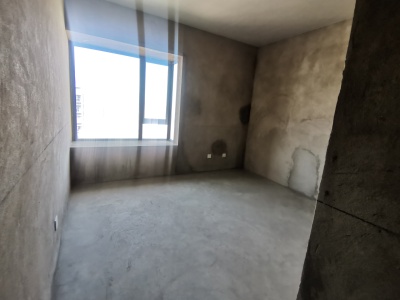 3室2廳1陽(yáng)臺(tái) 同德昆明廣場(chǎng)A區(qū)