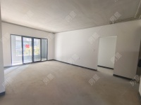 3室2廳2陽臺 萬科銀海泊岸汐望客廳