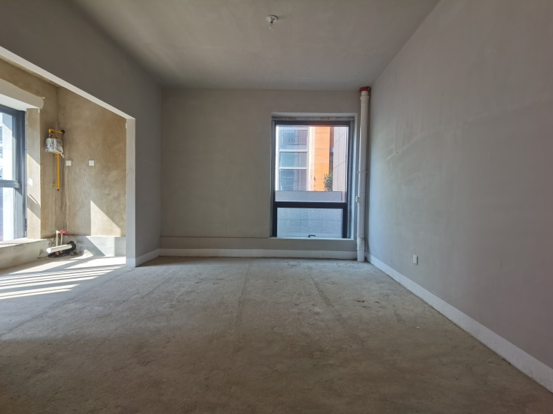 5室2廳3陽(yáng)臺(tái) 山海薈別墅餐廳