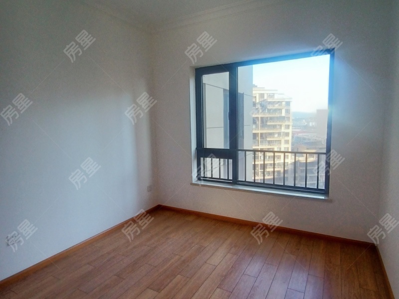 3室2廳2陽(yáng)臺(tái) 中海龍泉公館書(shū)房