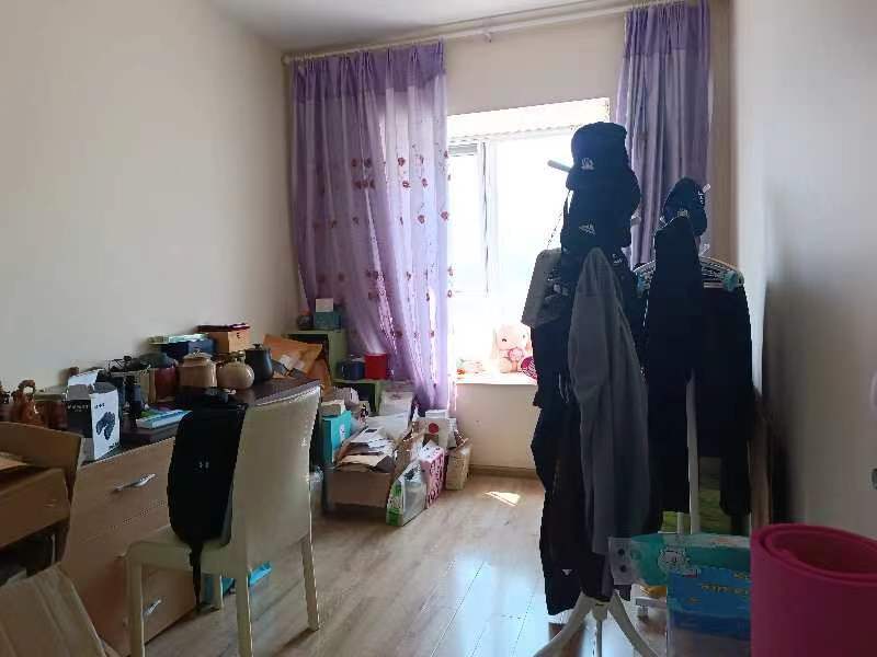 3室2廳1陽臺 城市景苑書房