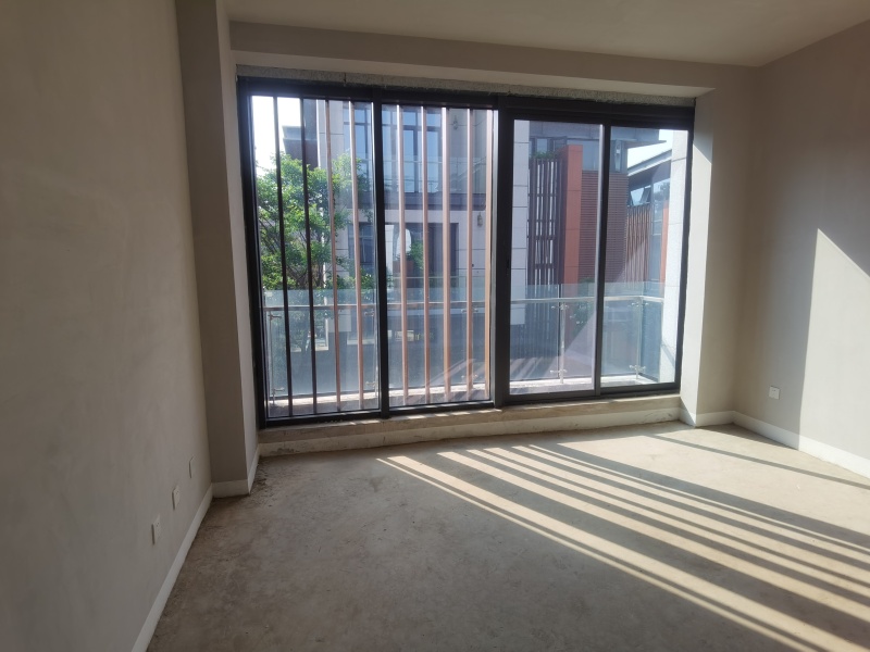 5室2廳3陽(yáng)臺(tái) 山海薈別墅臥室