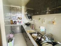 3室2廳2陽臺 中海學(xué)府路8號客廳