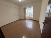 4室2廳2陽臺 江東耀龍康城臥室