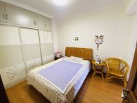 3室2廳2陽臺 中海學(xué)府路8號客廳