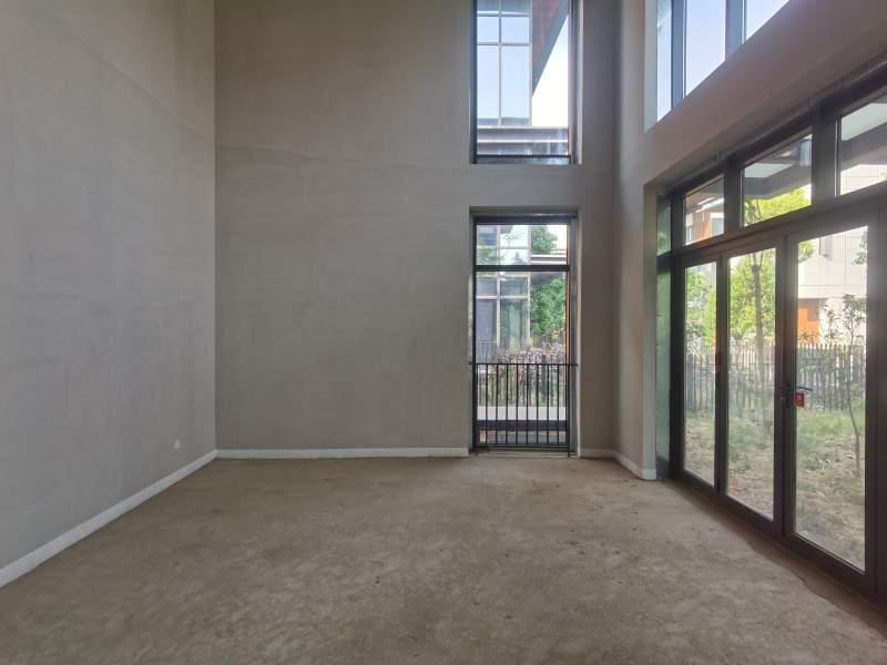 5室2廳3陽(yáng)臺(tái) 山海薈別墅客廳