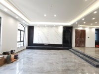 8室3廳4陽臺 滇池ONE一期別墅餐廳