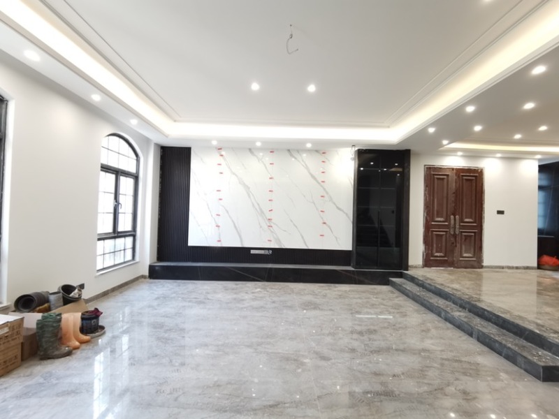 8室3廳4陽臺 滇池ONE一期別墅餐廳