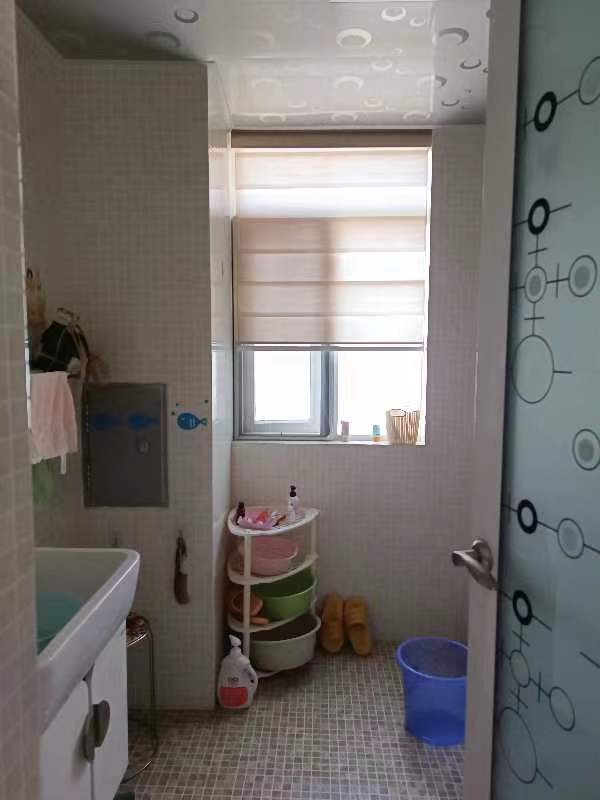 3室2廳1陽臺 城市景苑衛(wèi)生間