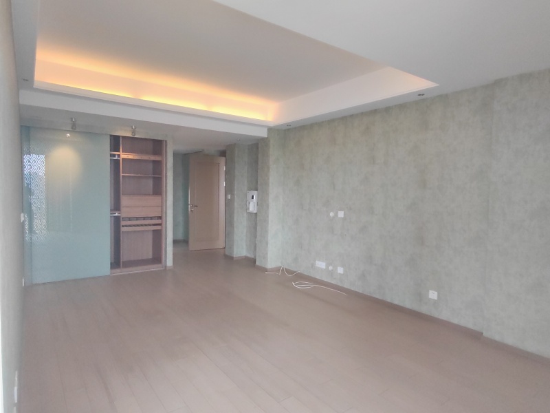 5室2廳2陽臺 中央麗城臥室