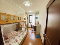 3室2廳2陽臺 中海學(xué)府路8號客廳