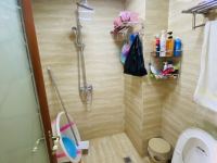 3室2廳2陽臺 中海學(xué)府路8號客廳