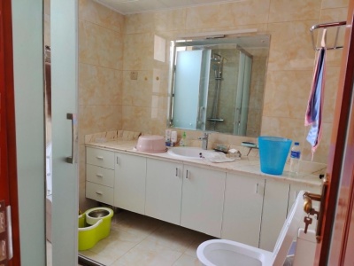 5室2廳2陽(yáng)臺(tái) 山水潤(rùn)城