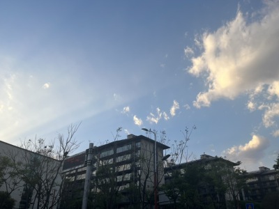 4室2廳2陽(yáng)臺(tái) 華夏四季一期