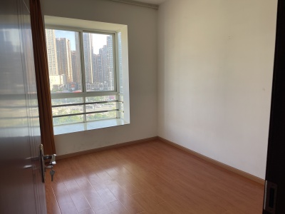 4室2廳2陽臺 廣源小區(qū)一組團(tuán)